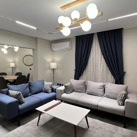 Luxury Apartment El Mohandessen Kairo Eksteriør billede