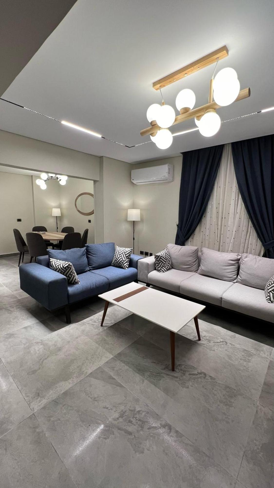 Luxury Apartment El Mohandessen Kairo Eksteriør billede